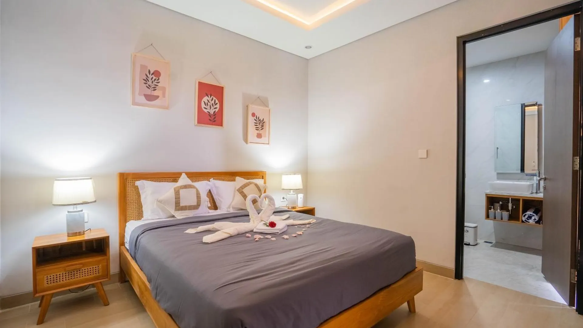 Luxury Casa White Palmera Uluwatu Endonezya
