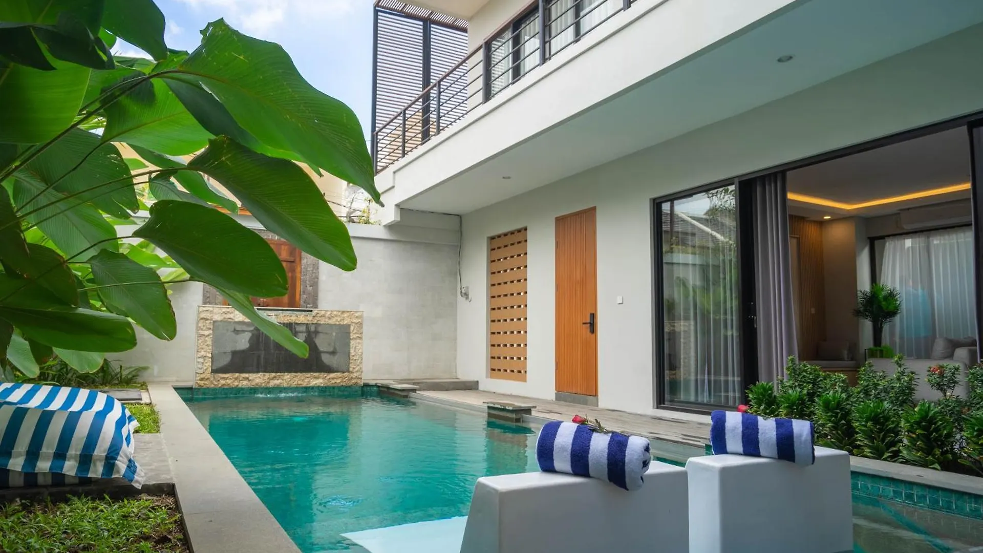 Villa Luxury Casa White Palmera Uluwatu