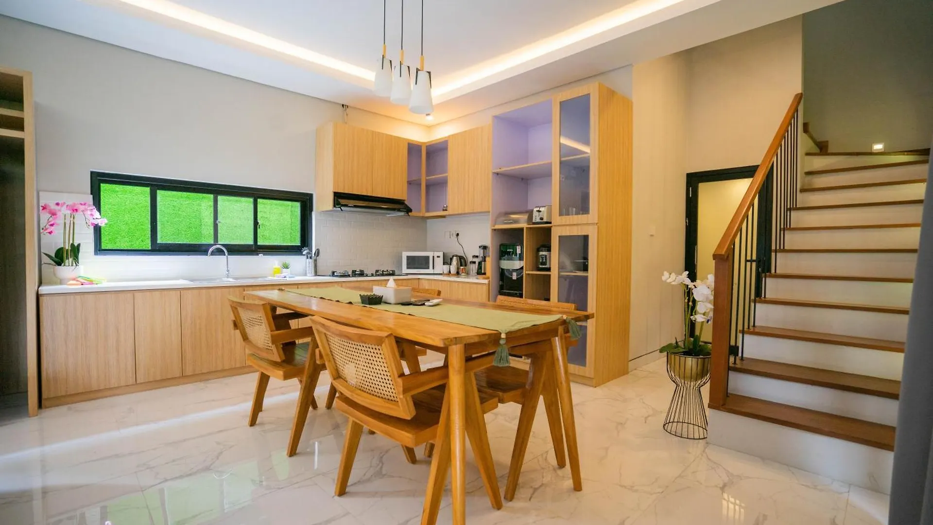 Luxury Casa White Palmera Uluwatu Villa